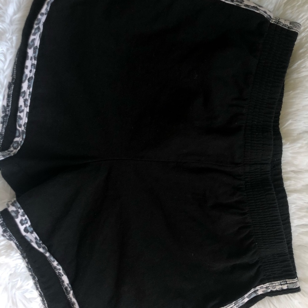 brandy melville cheetah lisette shorts